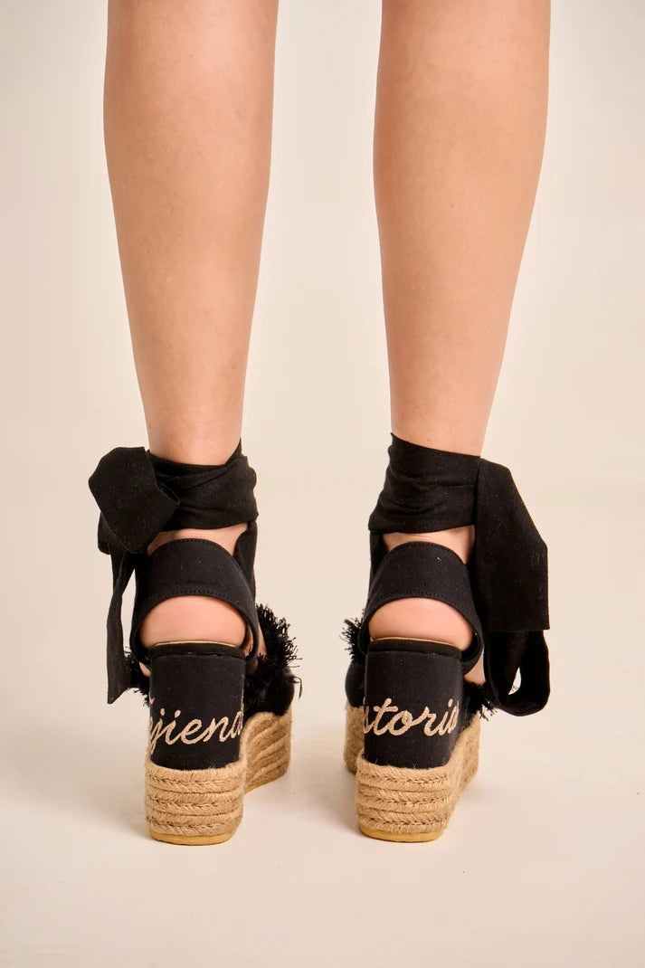 Raíces Platforms