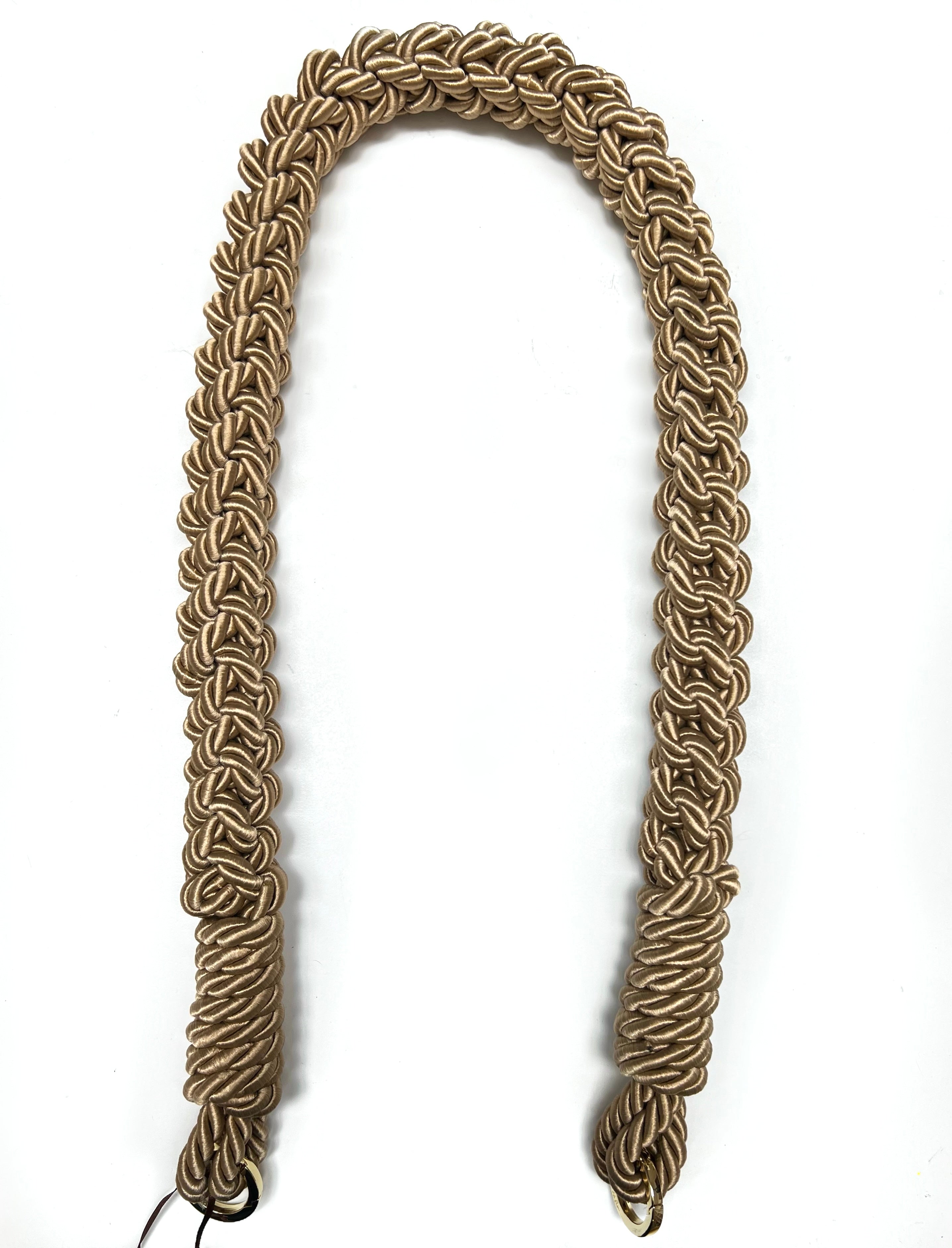 Terra cross body