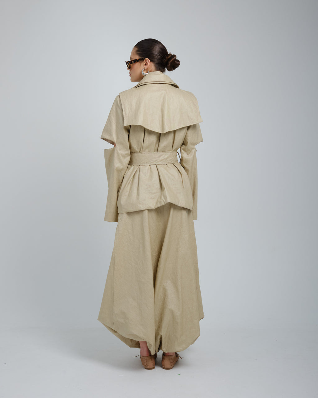 Chaqueta parka cortes asimétricos (CH-OASIS-A261)
