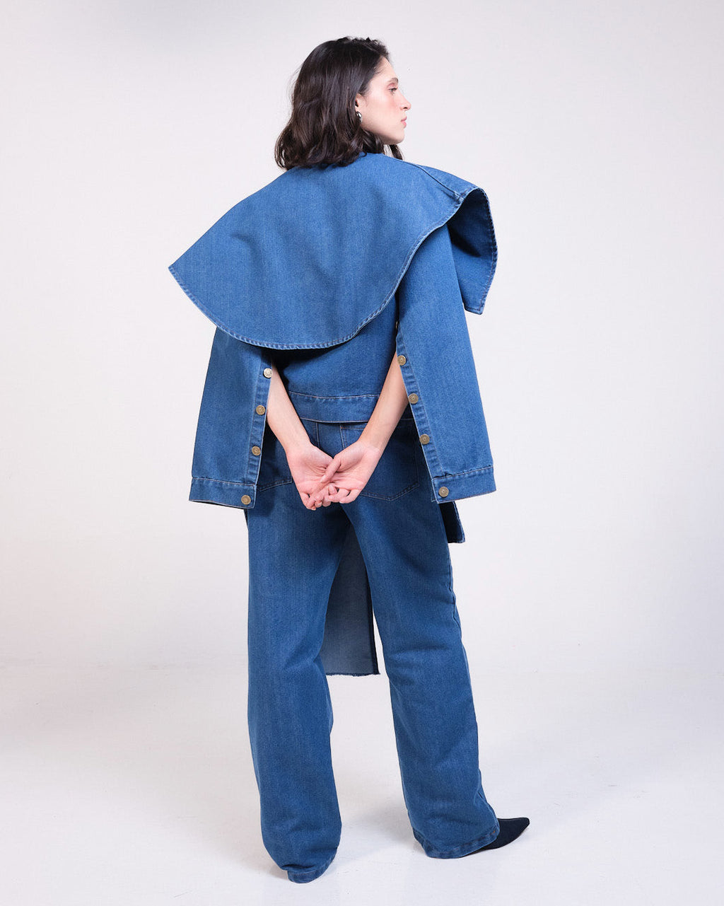 Jacket/chaqueta mangas abiertas con capa (CH-TRIESTE-A25-1)